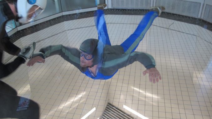 Indoor Skydiving in Wien - Wolfi in Action!