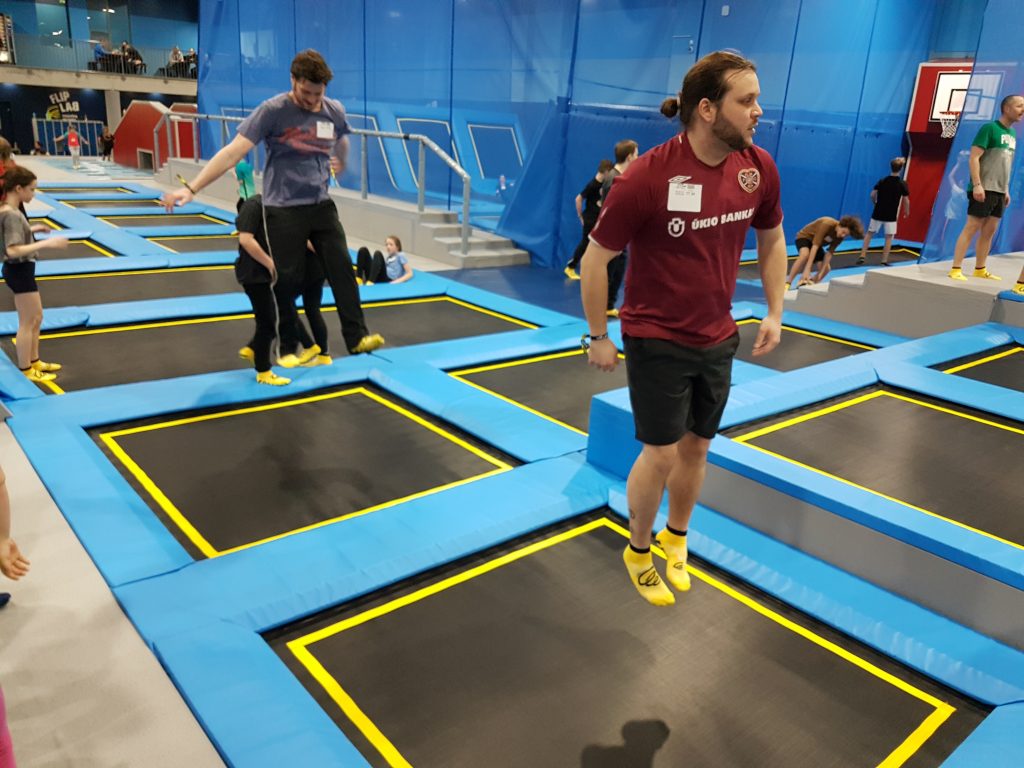 Trampolinspringen im Flip Lab