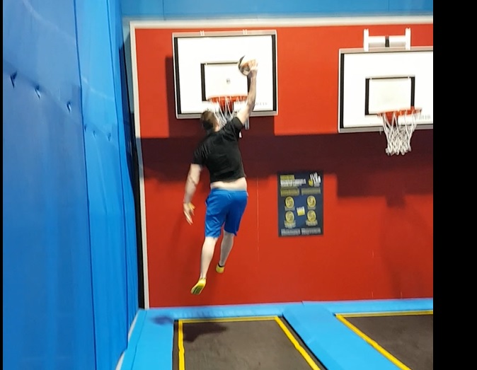 Basketball im Flip Lab